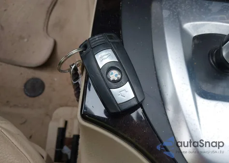 2010 BMW 5 Series из США, поврежденный, VIN WBANV9C57AC390630